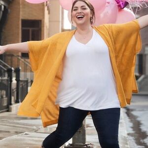 Lane Bryant Yellow Kimono Cardigan Floral Knit Flowy Slimming Long Size 22/28